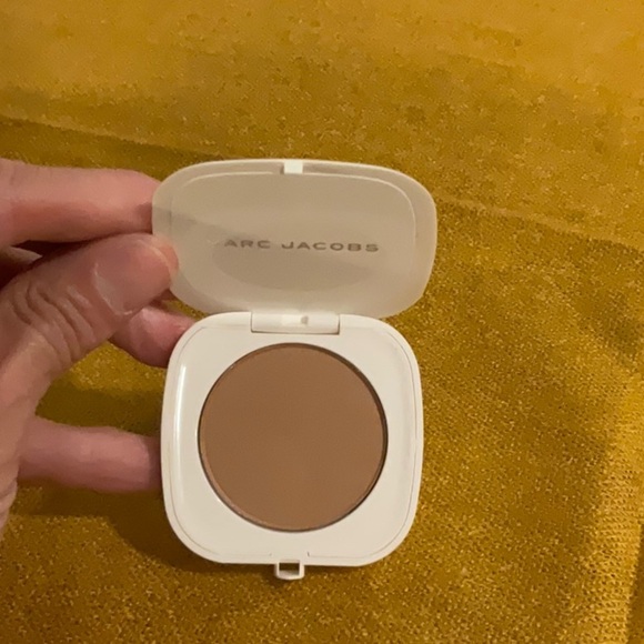 Marc Jacobs Tan Tastic Bronzer - travel size - Picture 1 of 3